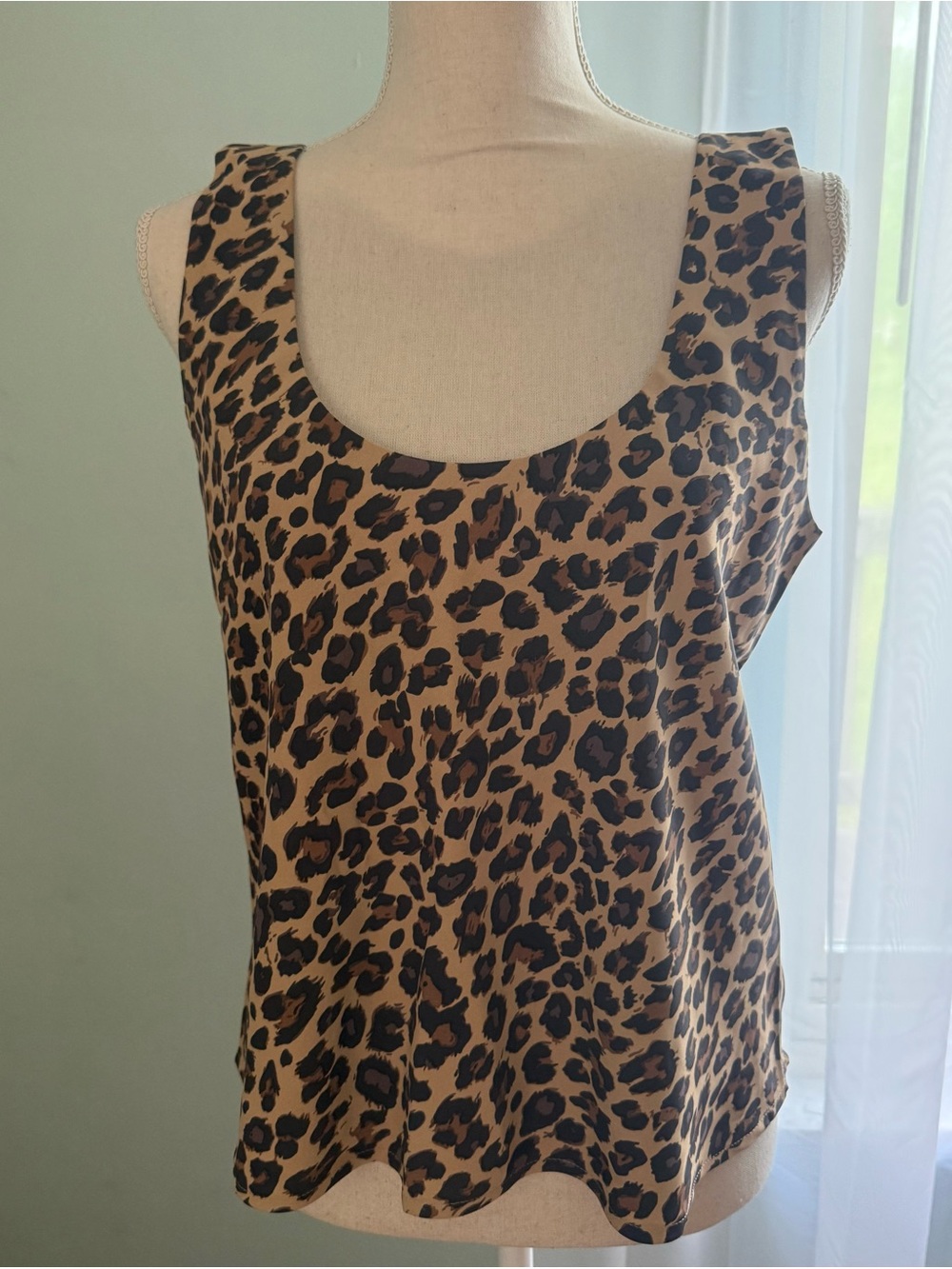 🆕 Abercrombie & Fitch Leopard Print Silky Tank Top / NWT! / Size Medium